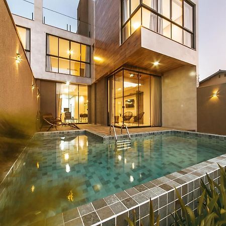 Casa Requinte, 4 Suites , Piscina II Balneario Camboriu Luaran gambar